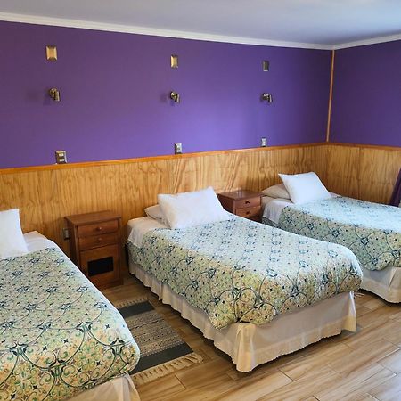Hostal Andes Patagonicos Puerto Natales Bagian luar foto